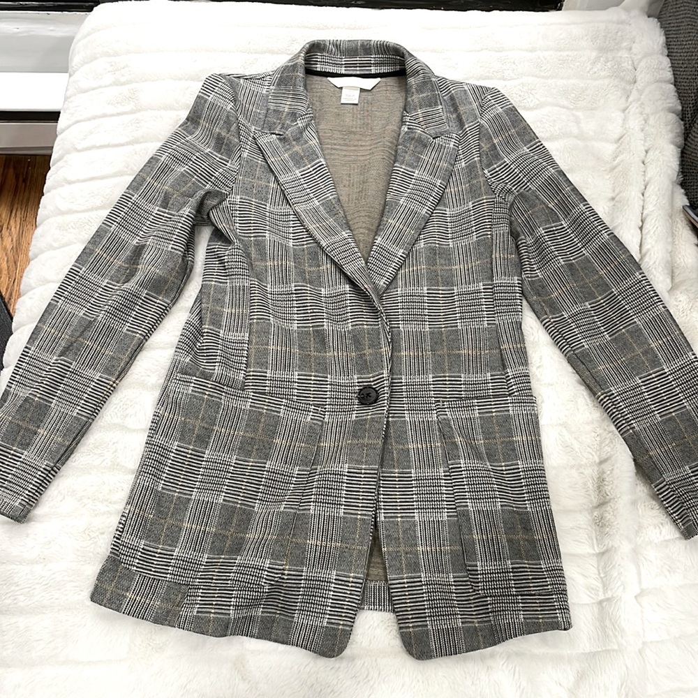 H&M Plaid Blazer SIZE 2!!!!